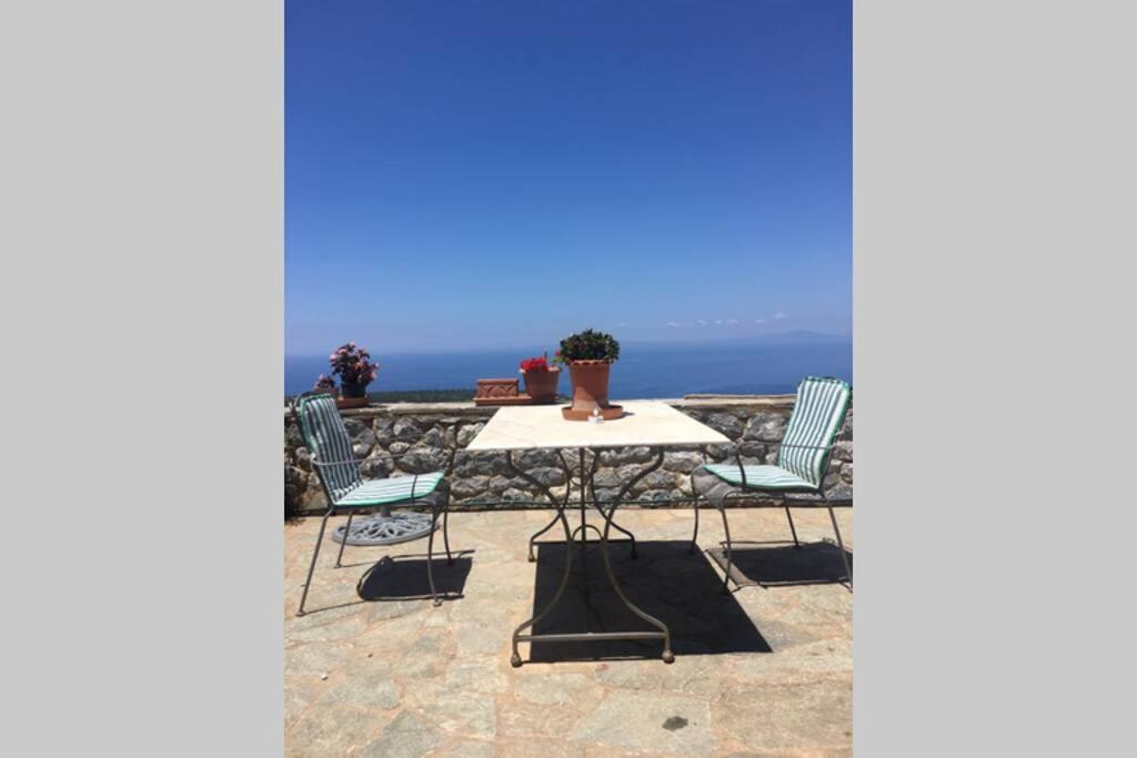 Πύργος Παραδοσιακός Με Μαγευτική Θέα - Villa Traditional Tower With Amazing Sea View อาเรโอโปลิส ภายนอก รูปภาพ