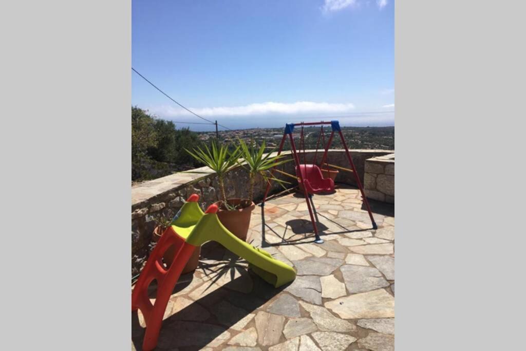 Πύργος Παραδοσιακός Με Μαγευτική Θέα - Villa Traditional Tower With Amazing Sea View อาเรโอโปลิส ภายนอก รูปภาพ