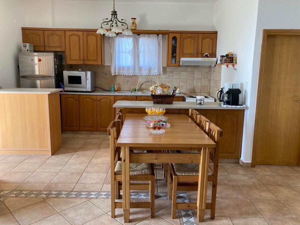 Πύργος Παραδοσιακός Με Μαγευτική Θέα - Villa Traditional Tower With Amazing Sea View อาเรโอโปลิส ภายนอก รูปภาพ