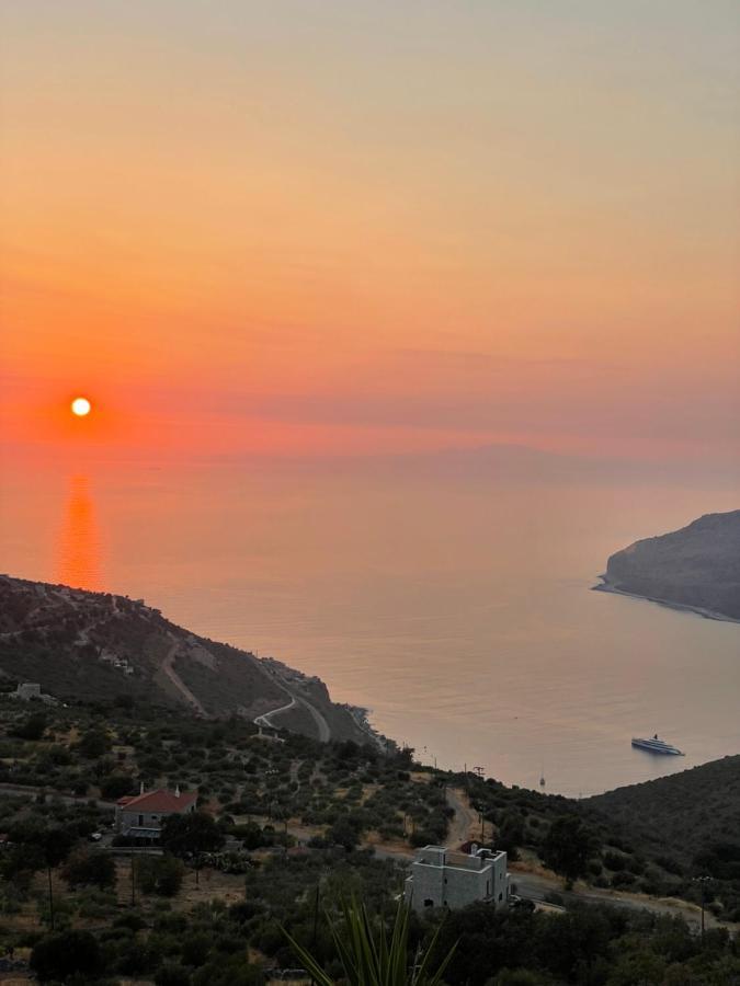 Πύργος Παραδοσιακός Με Μαγευτική Θέα - Villa Traditional Tower With Amazing Sea View อาเรโอโปลิส ภายนอก รูปภาพ