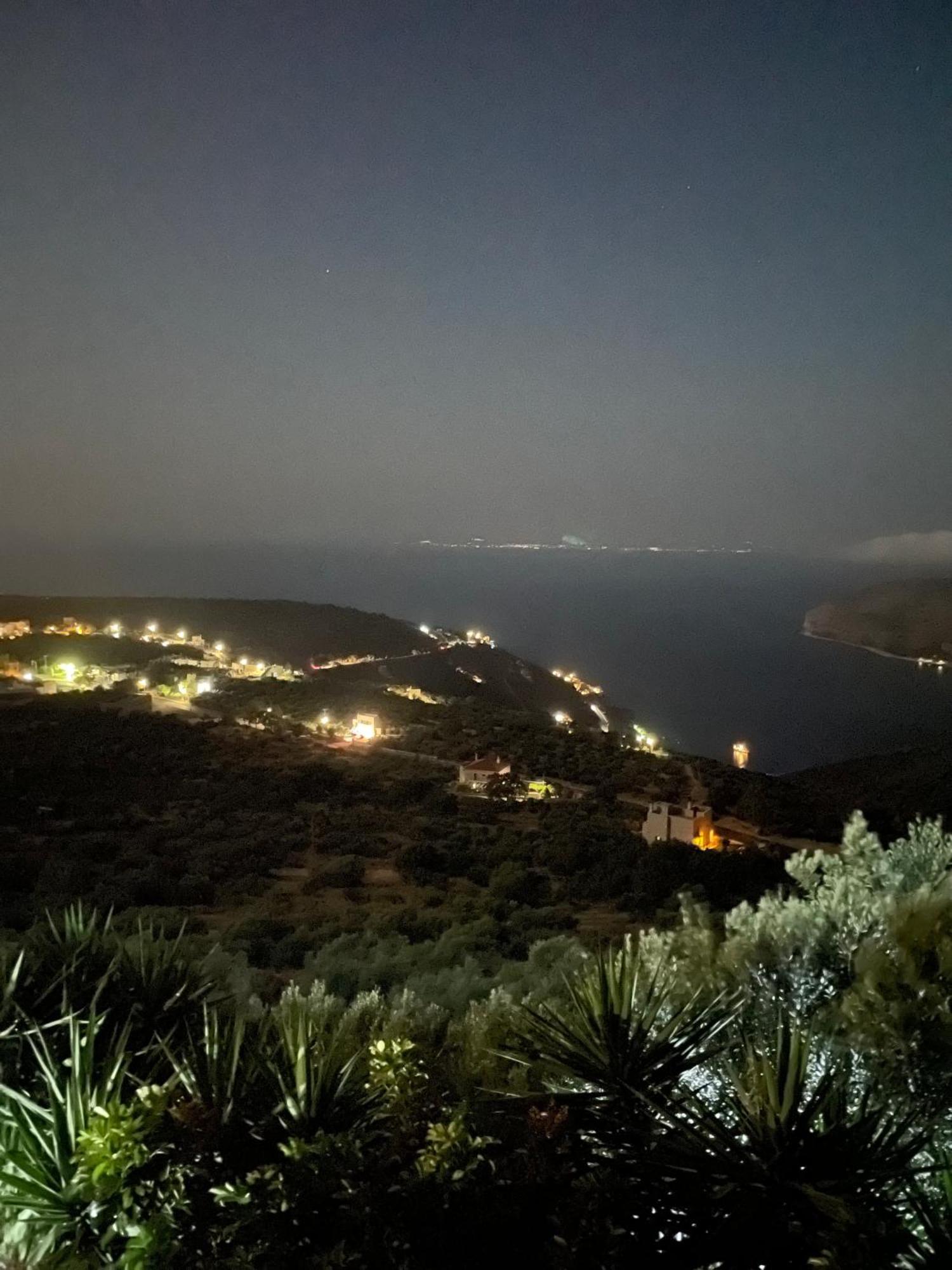 Πύργος Παραδοσιακός Με Μαγευτική Θέα - Villa Traditional Tower With Amazing Sea View อาเรโอโปลิส ภายนอก รูปภาพ
